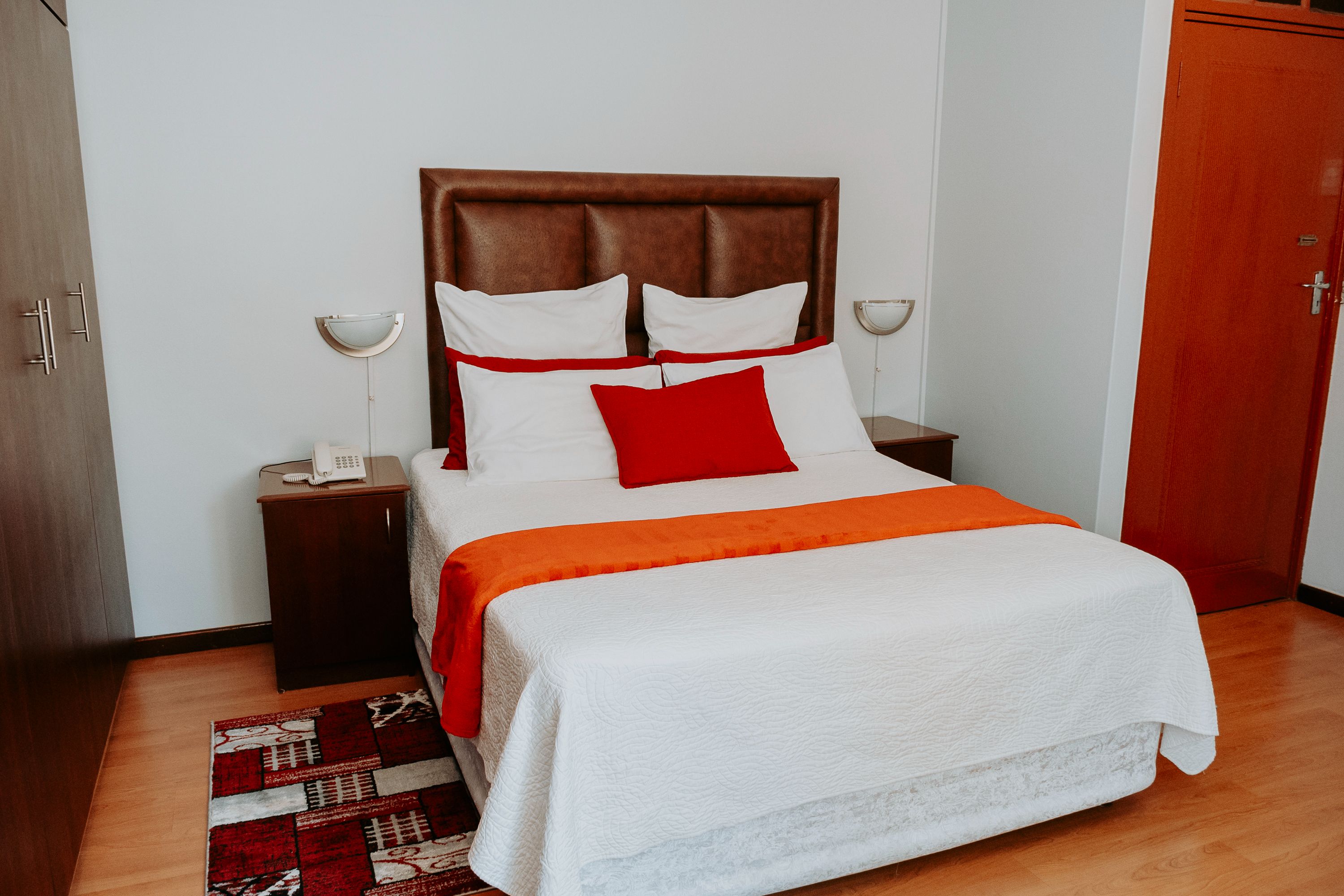 Deluxe Room Seating